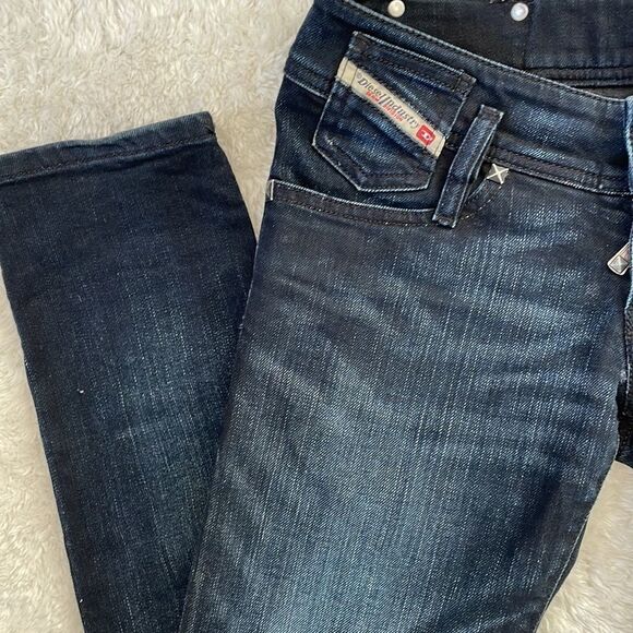 𝅺Diesel Matic Jeans Size 24 Faded Dark Wash Straight Leg - Picture 4 of 10